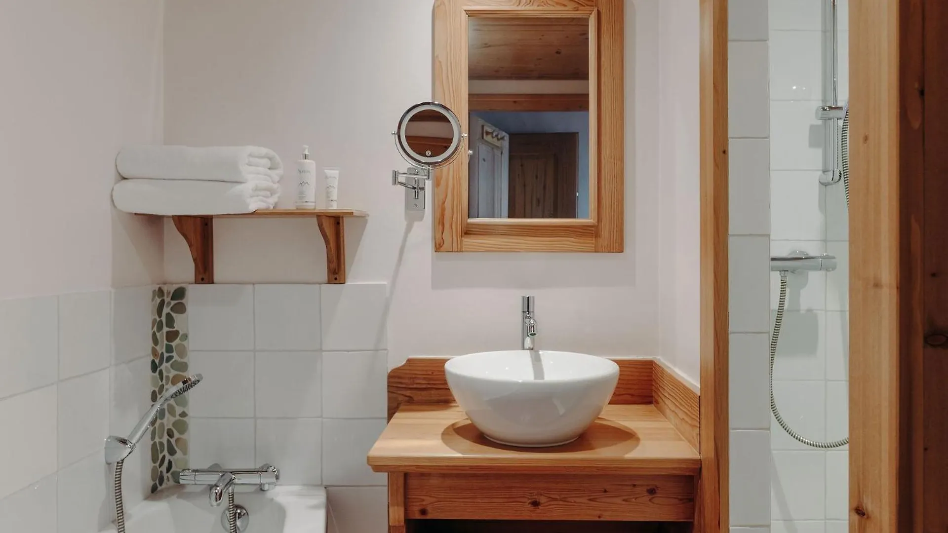 Le Chalet Hotel Cordon Adults Only