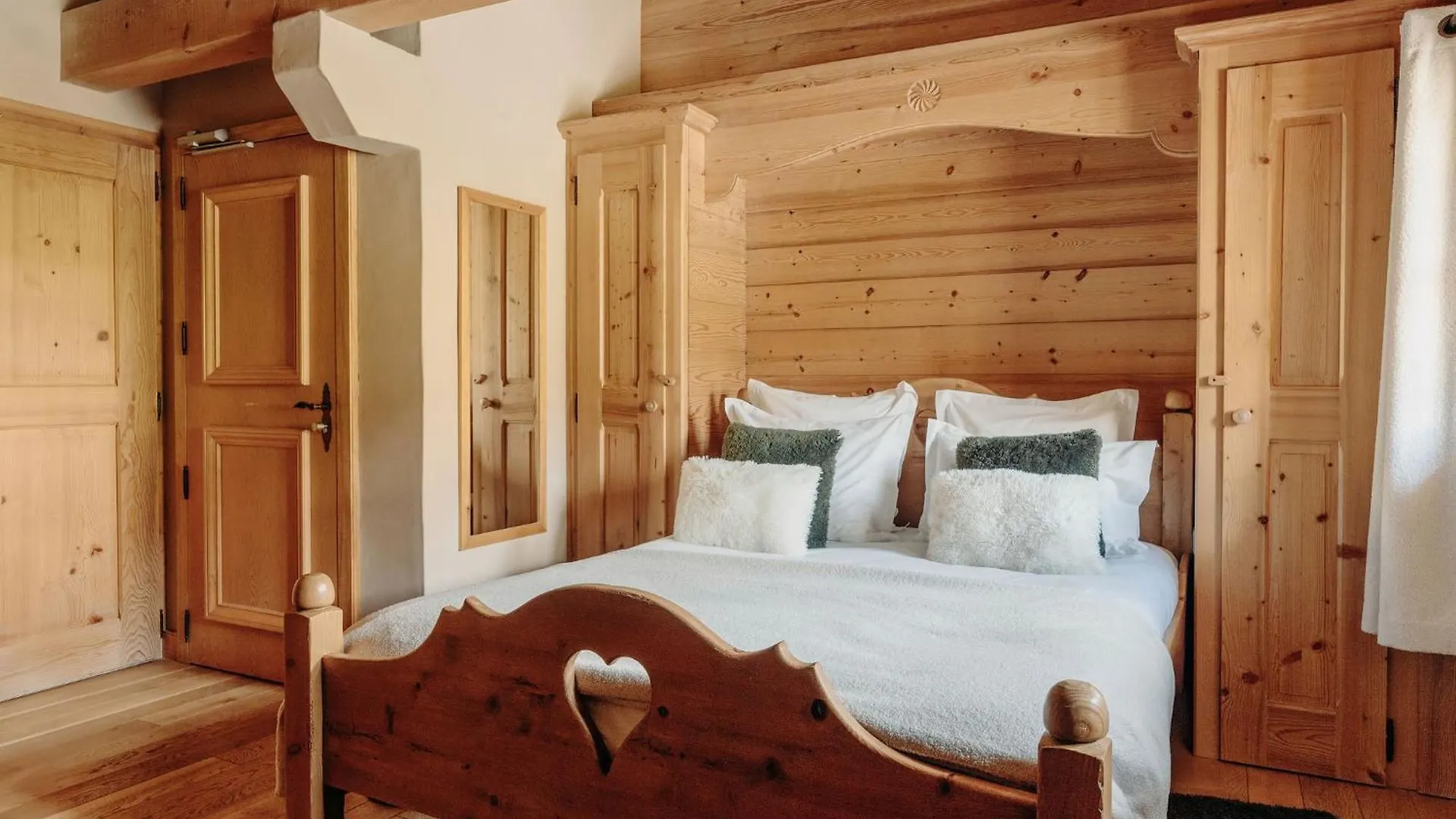 Le Chalet Hotel Cordon Adults Only